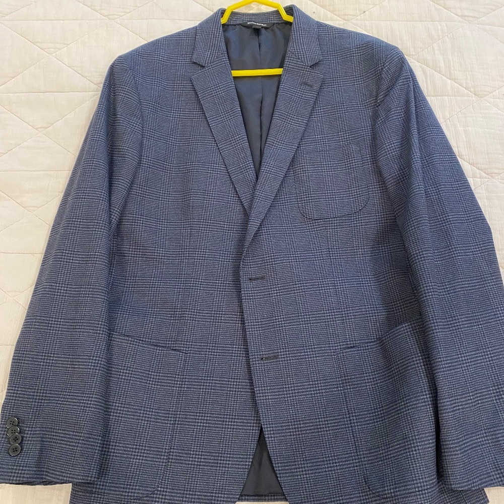 Banana Republic Navy Blue Blazer 44R Standard Fit
